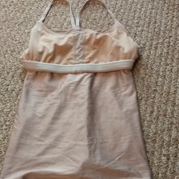 Rare Lululemon y tank - Picture 3 of 12